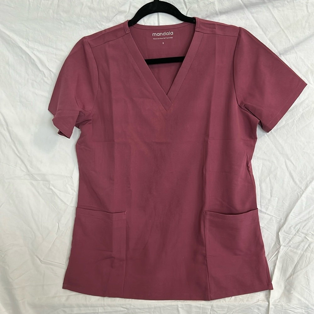 Mandala mauve scrub top